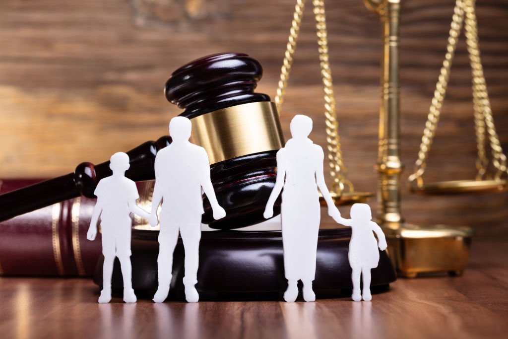 Top 10 Divorce Lawyers in the USA: Who to Trust with Your Case